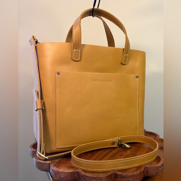 Portland Leather Medium Crossbody Tote Mango NWT - Picture 16 of 17